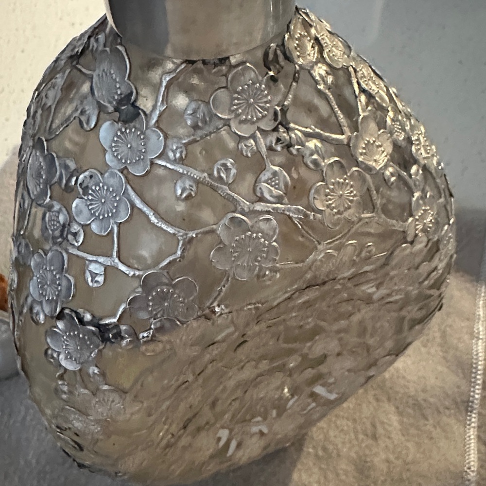 Silver Floral Embossed Decanter - Picture 5 of 15